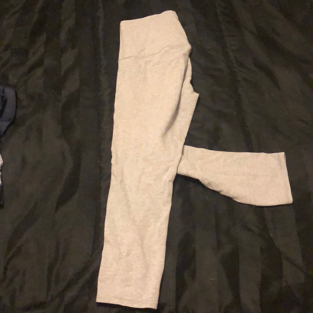 Grey full cotton lululemon crop